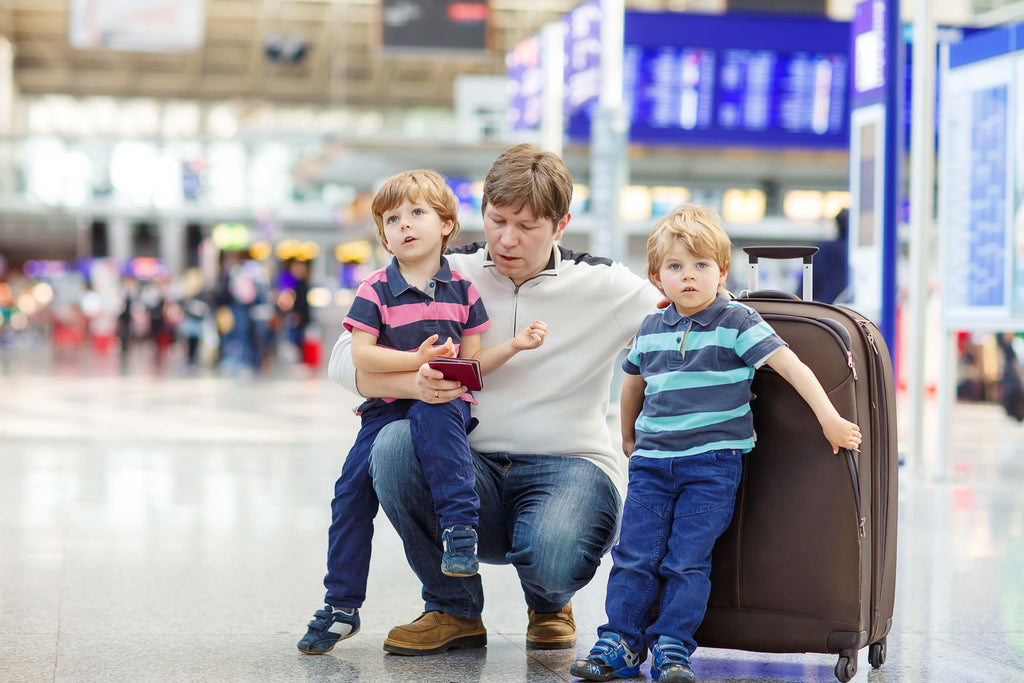 5 Tips on How to Travel Stress-Free with Children This Summer
